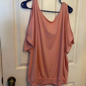 New without tags-pink cut out shoulder top-Shein